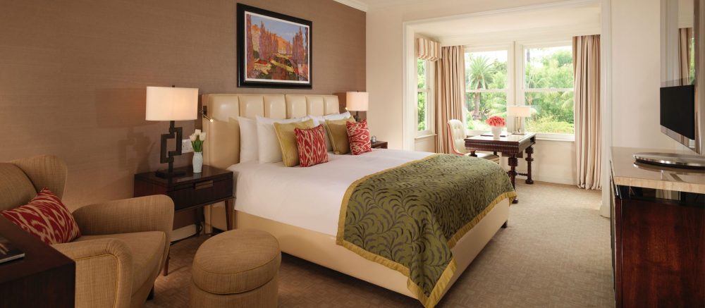 beverly-hills-superior-suite-with-balcony_Landscape-1920x840