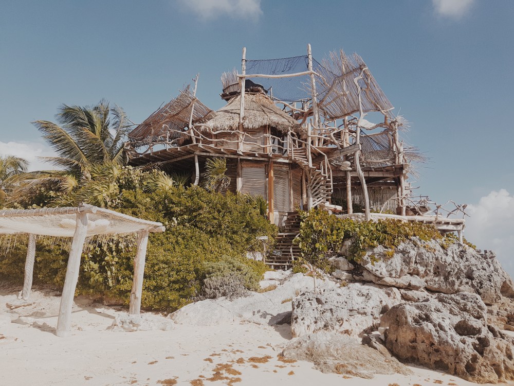 Azulik Hotel Tulum - Beach Club